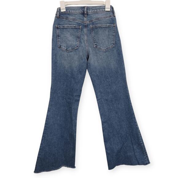 EXPRESS 70s Flare Mid Rise Frayed Hem Denim Jeans Size 6 - Picture 2 of 12